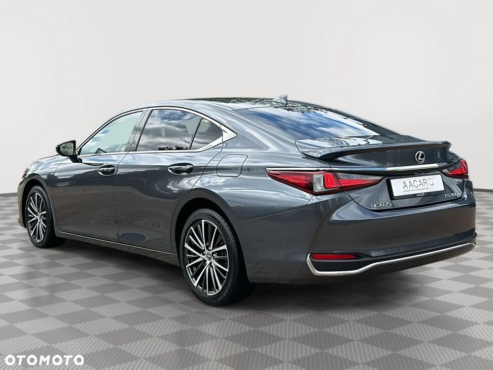 Lexus ES 300h Business Edition - 2