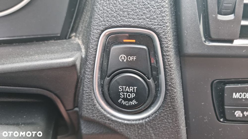 BMW Seria 1 118i Sport Line - 18