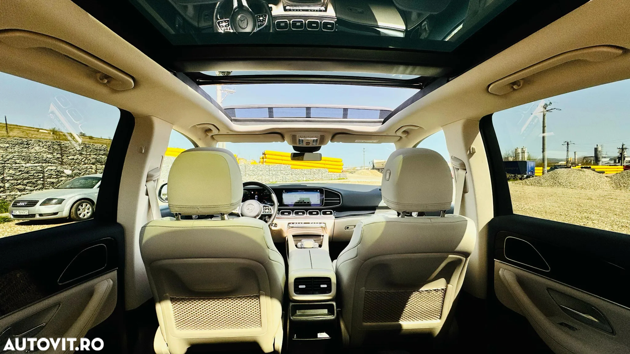 Mercedes-Benz GLE 300 d 4Matic 9G-TRONIC AMG Line - 14