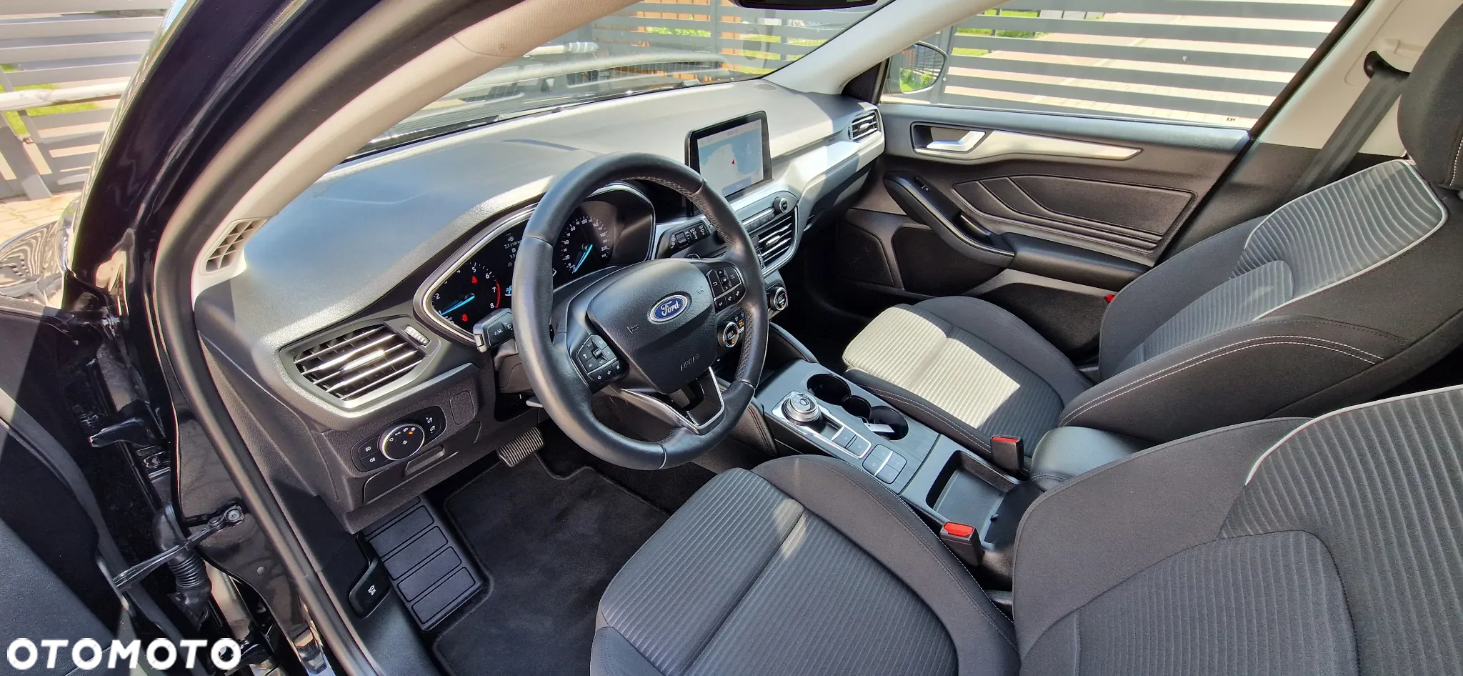 Ford Focus 1.5 EcoBoost Titanium X - 6