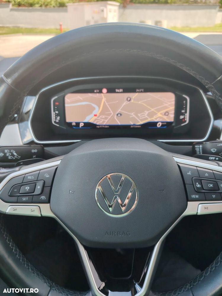 Volkswagen Passat 2.0 TDI DSG Highline - 20