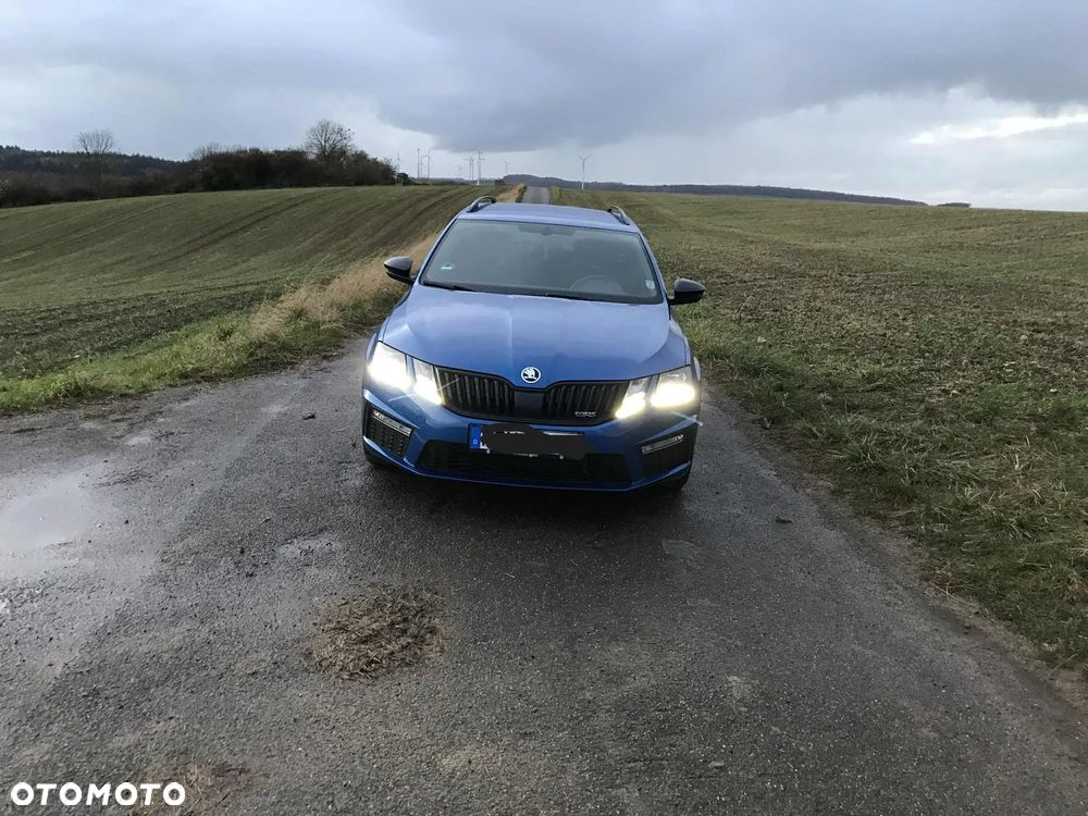 Skoda Octavia 2.0 TDI (Green tec) RS - 6