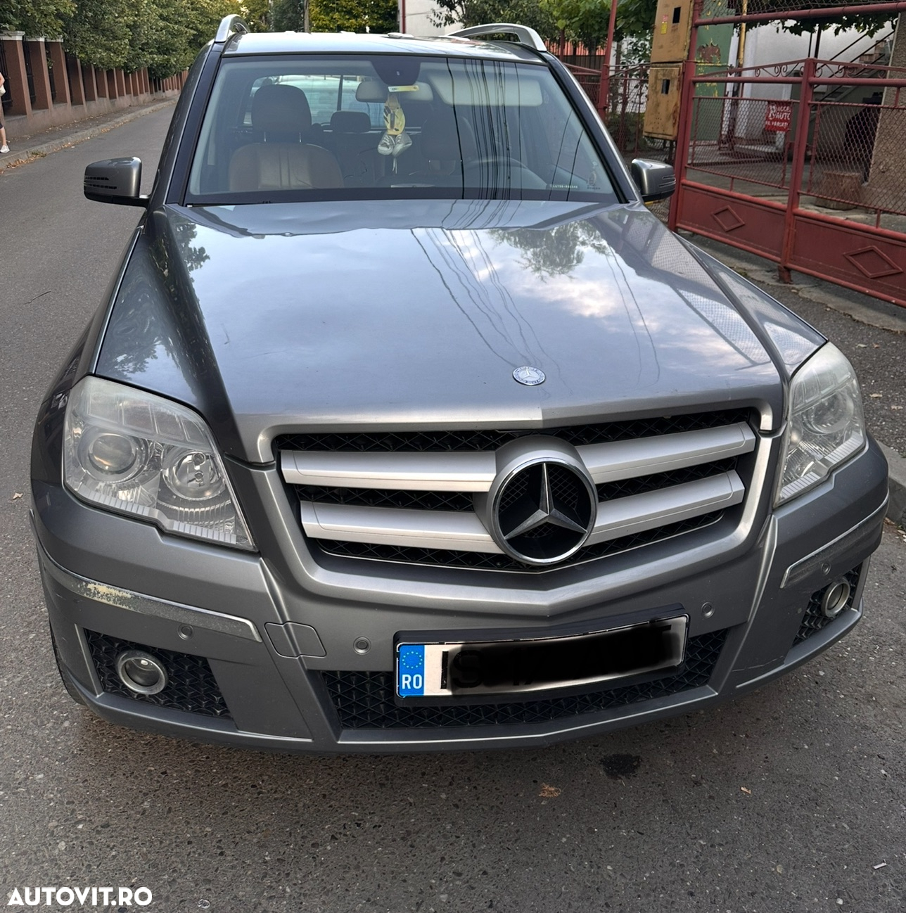 Mercedes-Benz GLK - 2