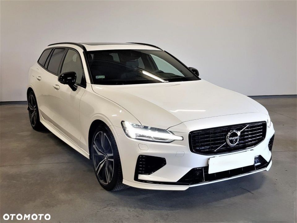 Volvo V60 T8 AWD Plug-In Hybrid Inscription - 2
