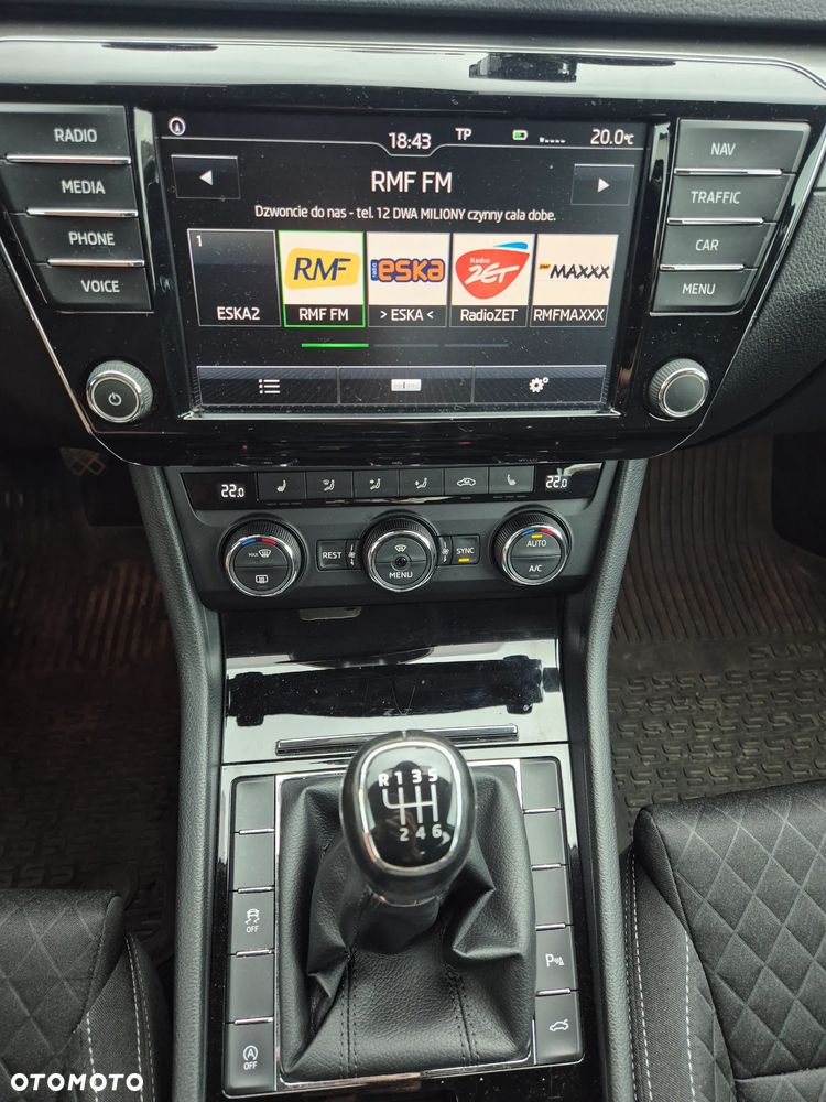 Skoda Superb 2.0 TDI Ambition - 22