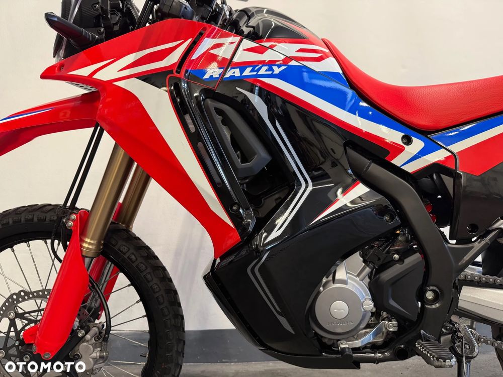 Honda CRF - 9