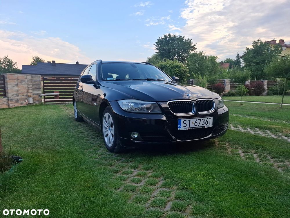 BMW Seria 3 318d - 1