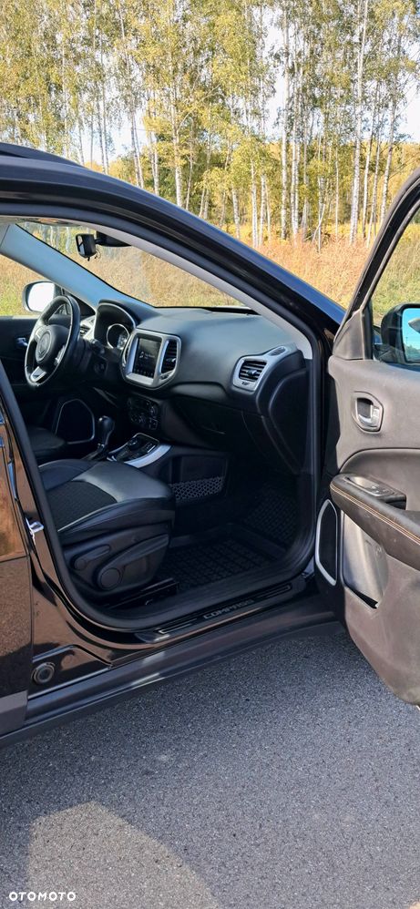 Jeep Compass - 31