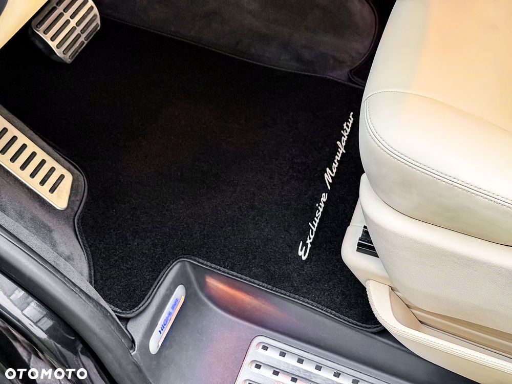 Volkswagen Multivan - 30