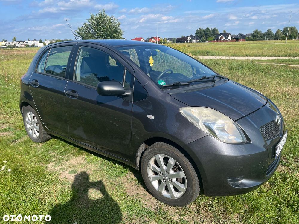 Toyota Yaris 1.3 VVT-i Cool - 3