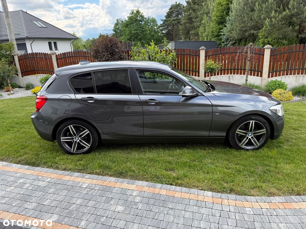 BMW Seria 1 125d Sport-Aut Sport Line - 2