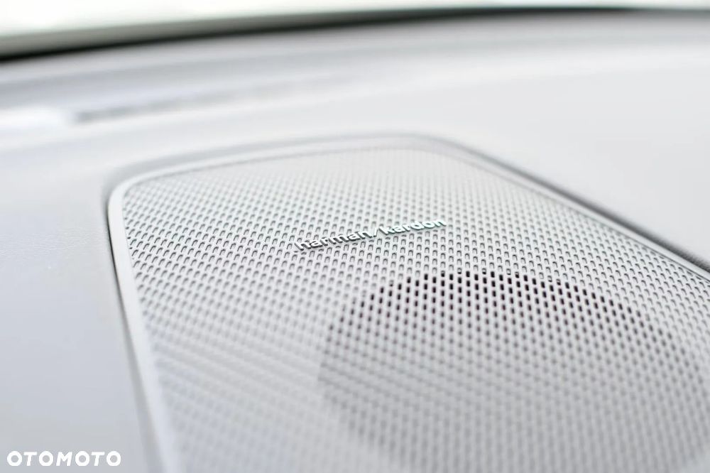 Volvo XC 60 B5 B AWD Plus Black Edition - 25