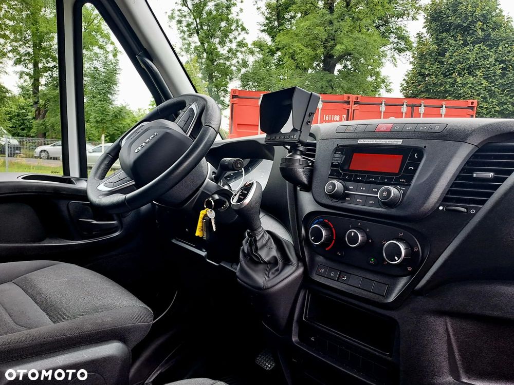 Iveco DAILY | Stan idealny | kontener 8 EP | Automat | Winda | GWARANCJA 12mc | Kamera cofania | - 11