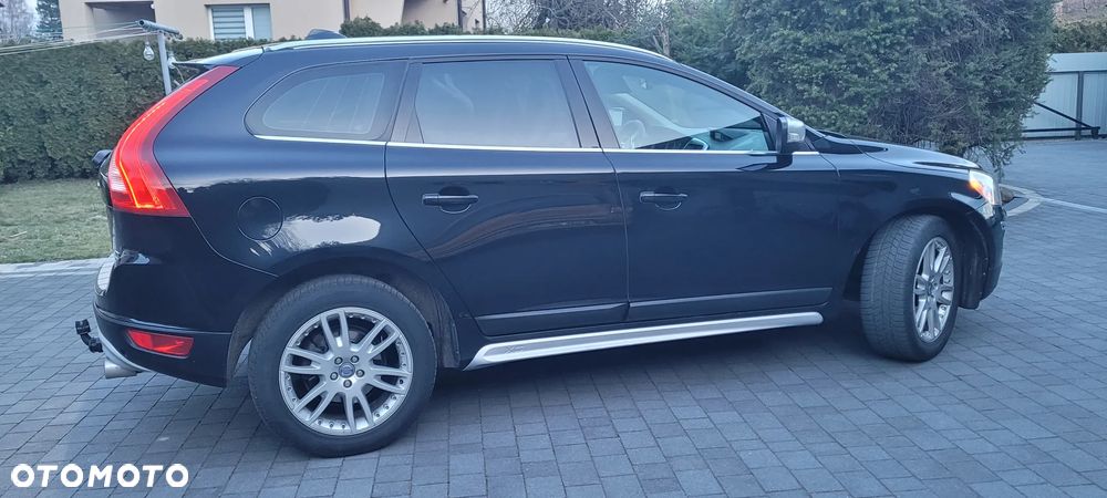 Volvo XC 60 D5 AWD Geartronic Kinetic - 16