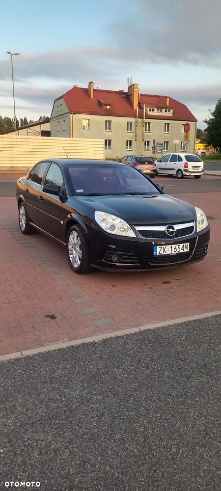 Opel Vectra 1.6 Essentia - 3