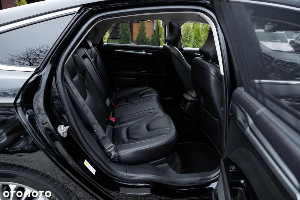 Ford Mondeo 2.0 EcoBoost ST-Line - 22