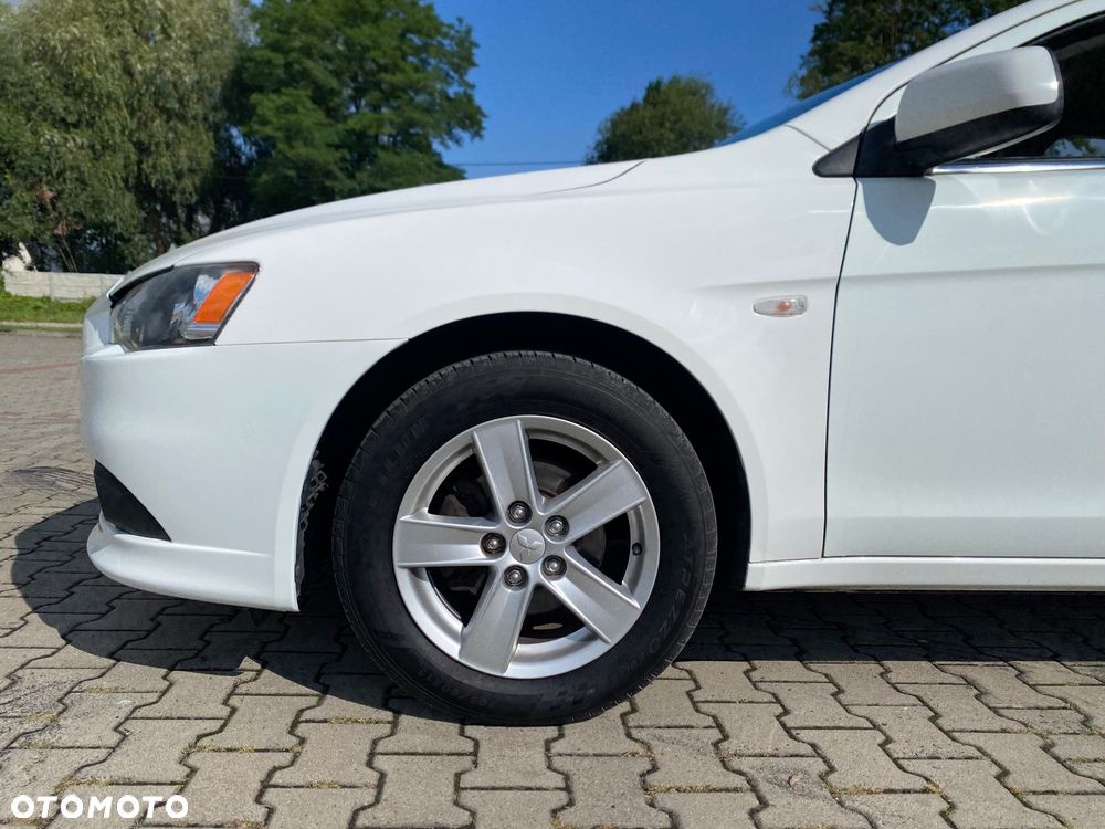 Mitsubishi Lancer 1.5 Inform - 20