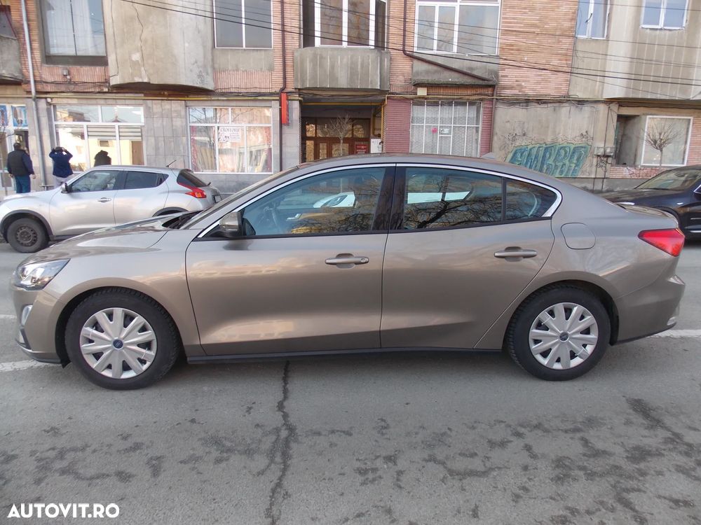 Ford Focus 1.0 EcoBoost Titanium - 2