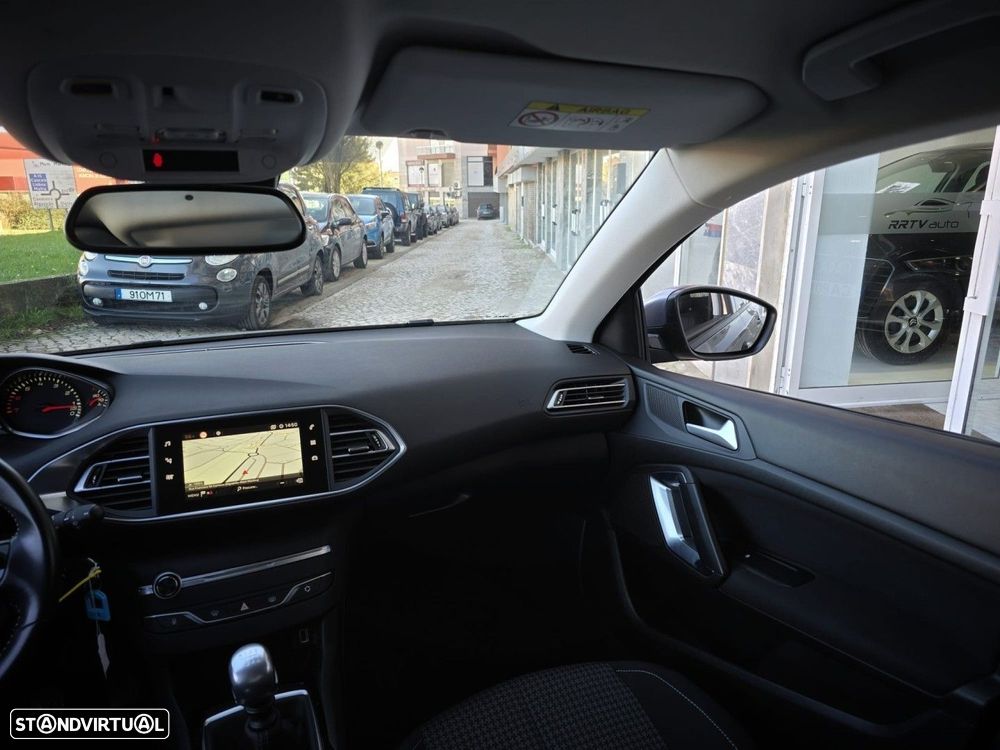 Peugeot 308 1.2 PureTech Active - 21