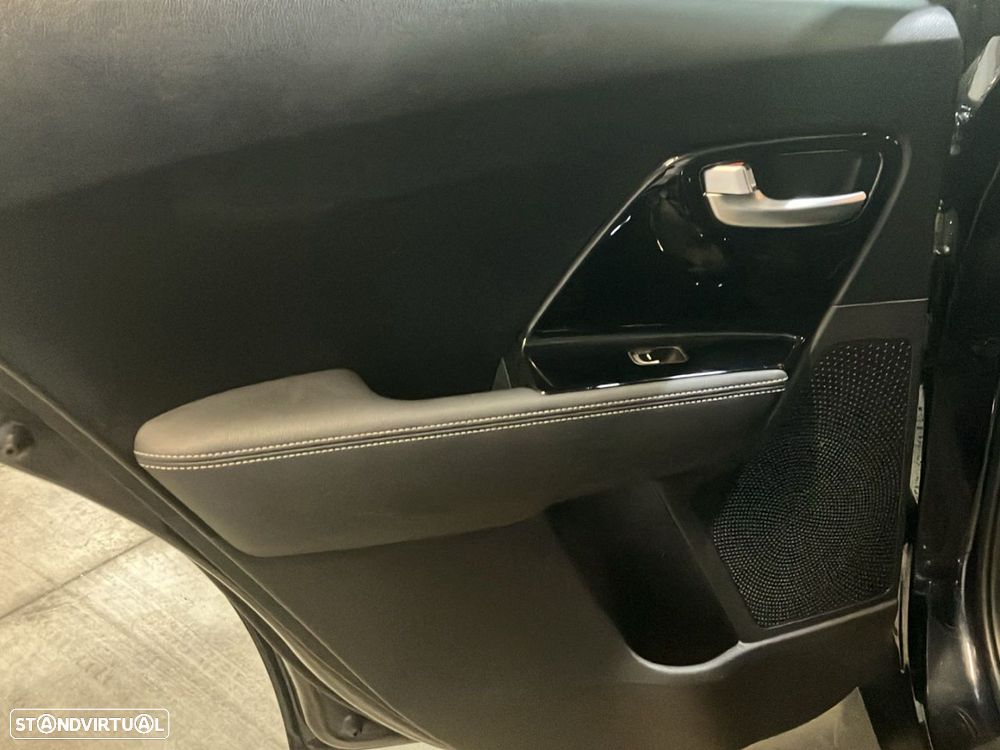 Kia Niro 1.6 GDi HEV EX - 22