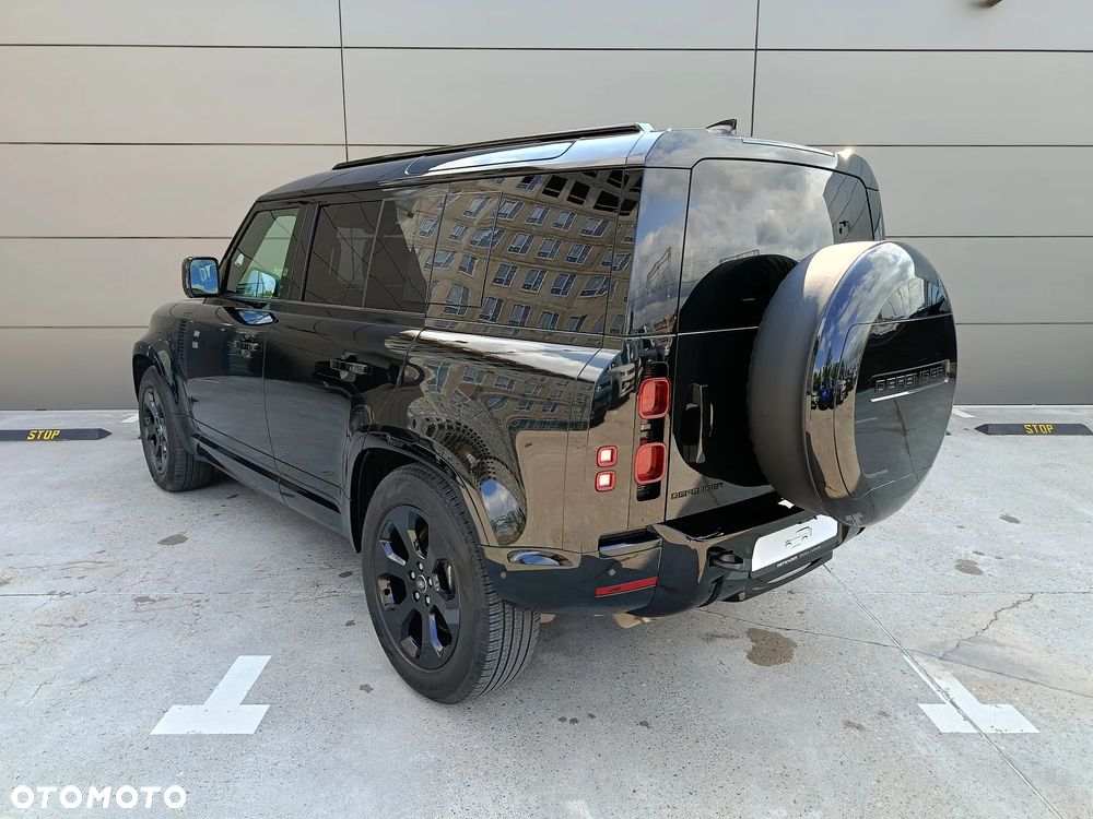 Land Rover Defender - 7