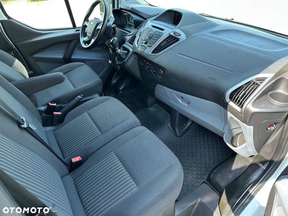 Ford Transit Custom 310 L2H1 Limited - 18