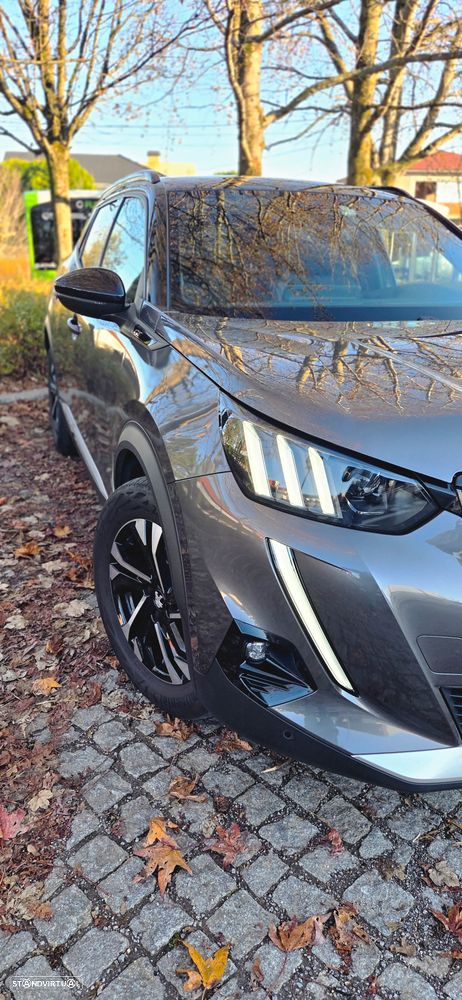 Peugeot 2008 1.2 PureTech GT Pack EAT8 - 4