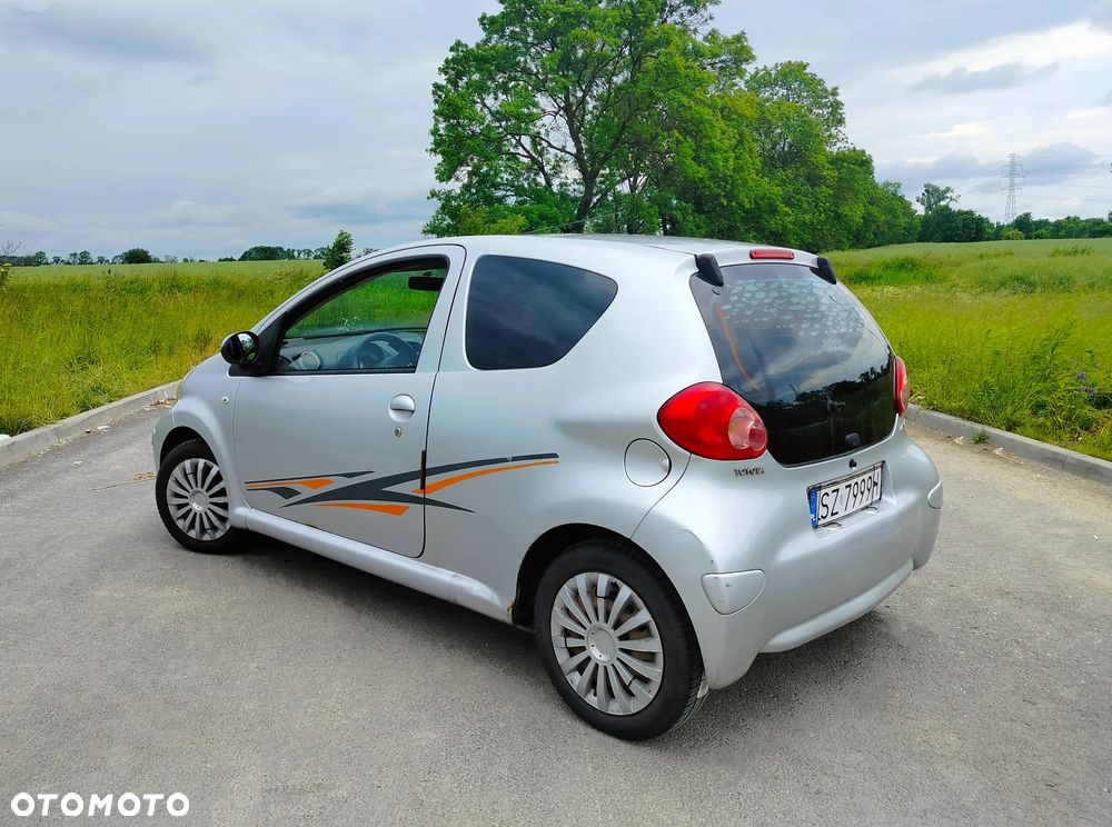 Toyota Aygo Standard - 3
