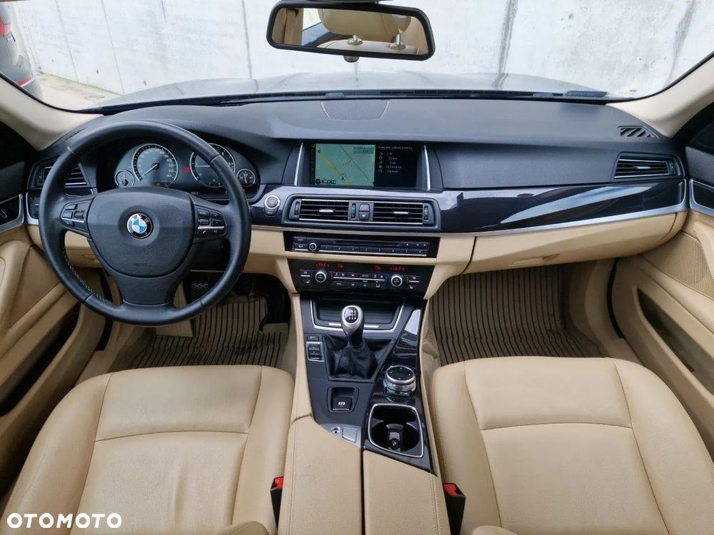 BMW Seria 5 520d - 18