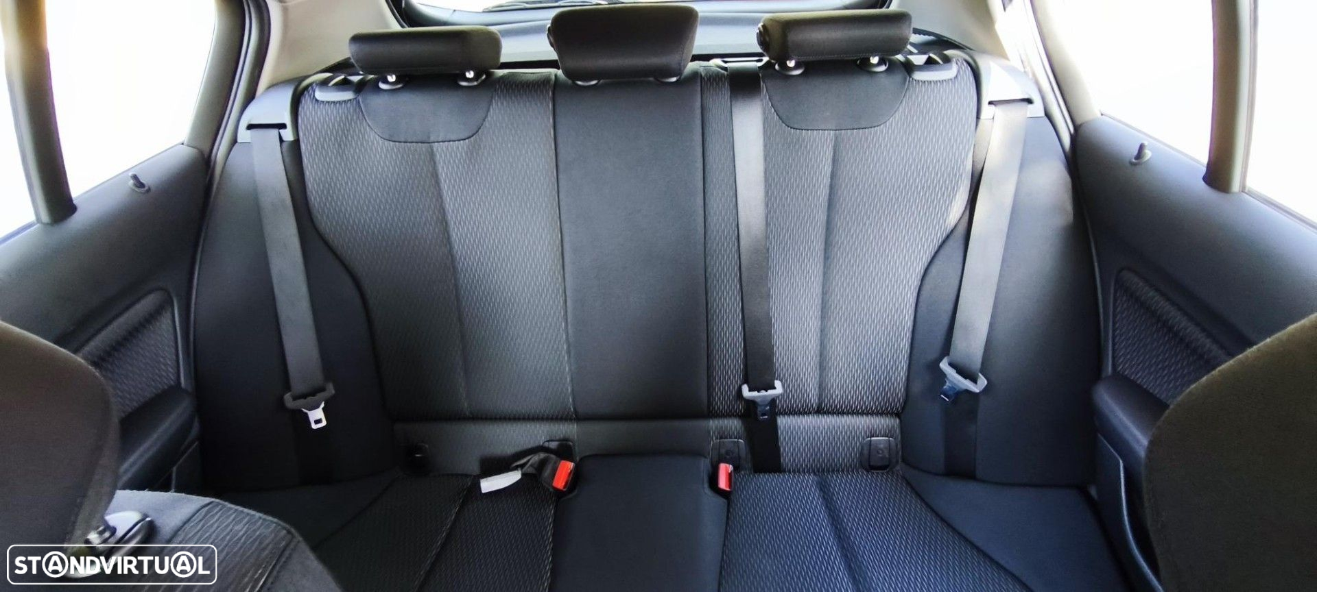 BMW 116 d EDynamics Line Urban - 31