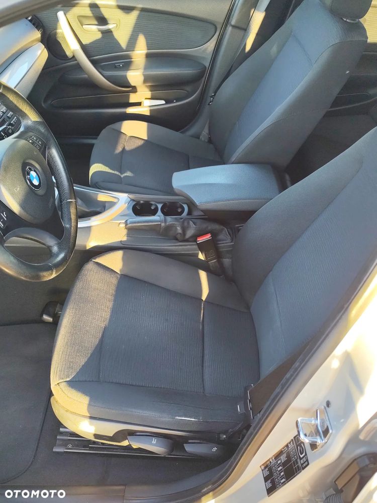 BMW Seria 1 116i - 13