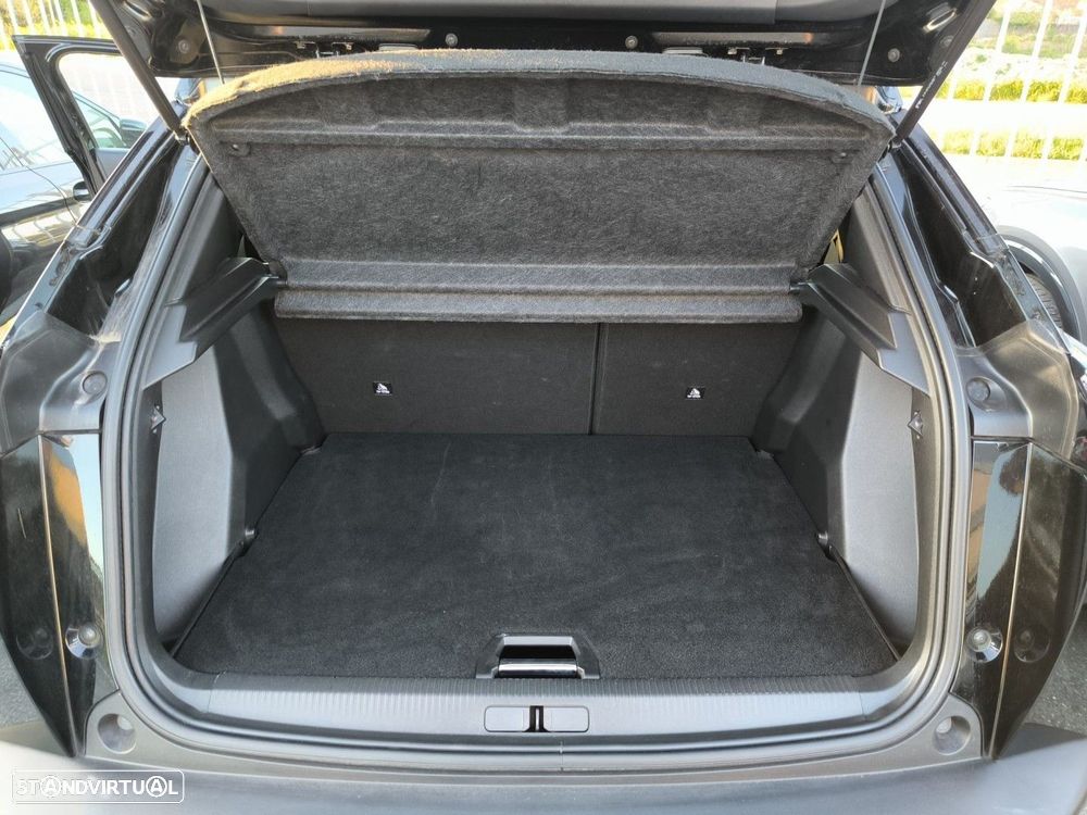 Peugeot 2008 1.5 BlueHDi Active Pack - 17