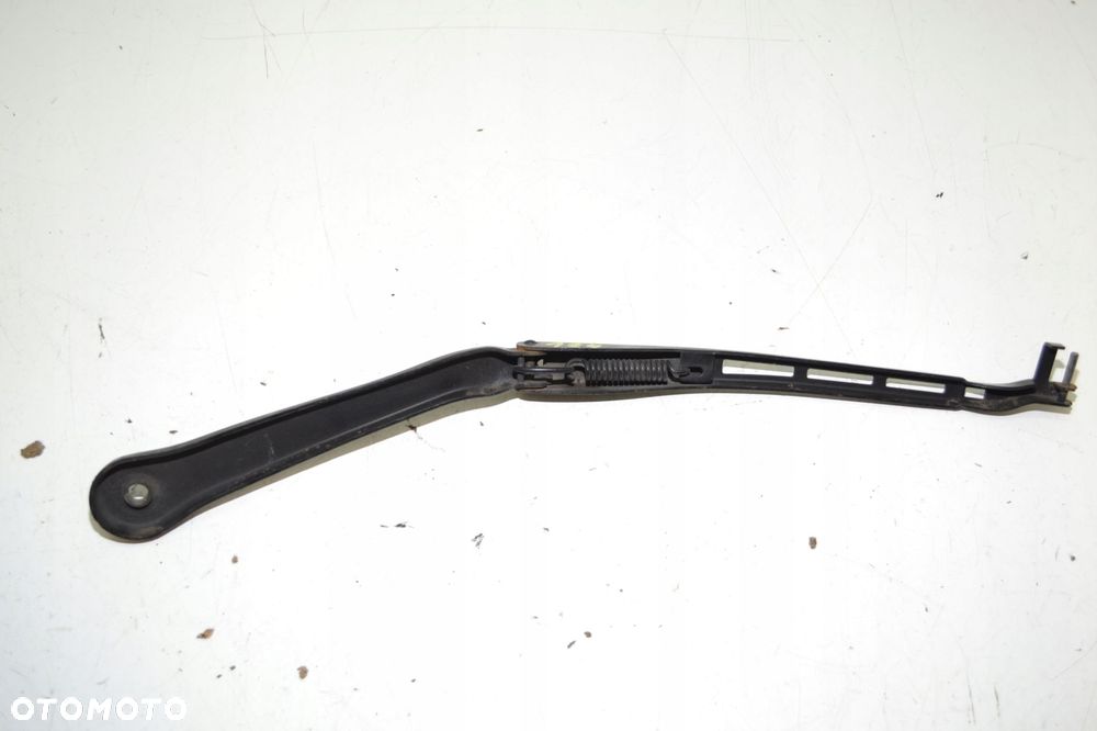 RAMIĘ WYCIERACZKI LEWY PRZÓD BMW E93 7118214 - 4