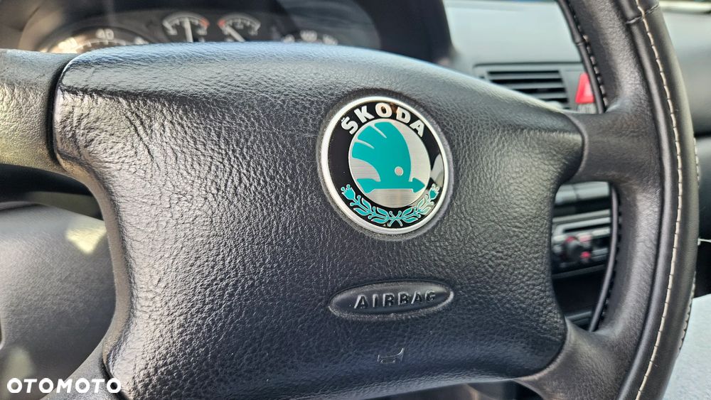 Skoda Octavia 1.4 Tour - 26