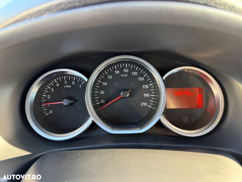 Dacia Sandero SCe 75 Essential - 6