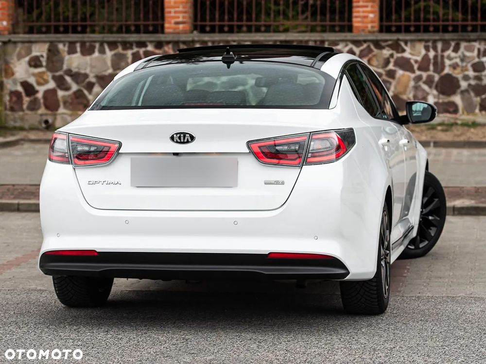 Kia Optima 2.0 CVVT Attract - 11