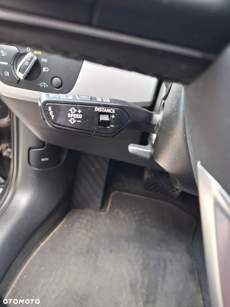 Audi A4 Avant 35 TDI S tronic - 19