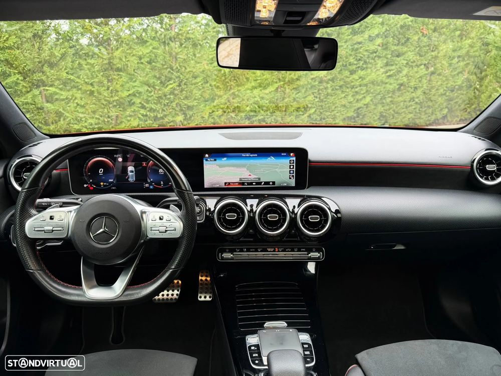 Mercedes-Benz A 180 d 7G-DCT AMG Line - 19