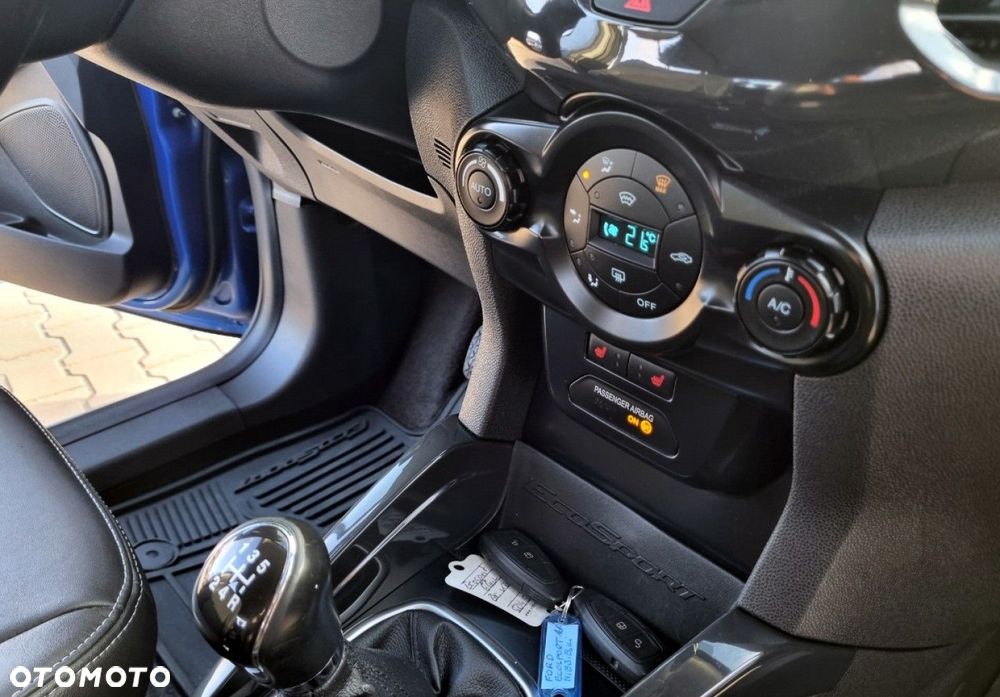 Ford EcoSport - 30