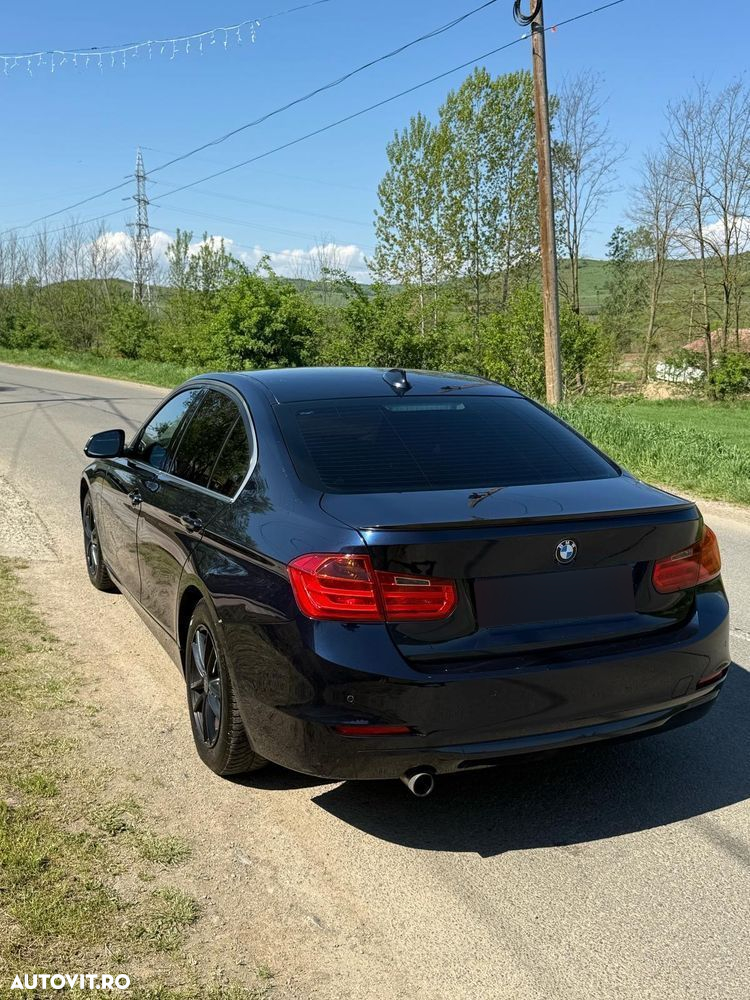 BMW Seria 3 - 12