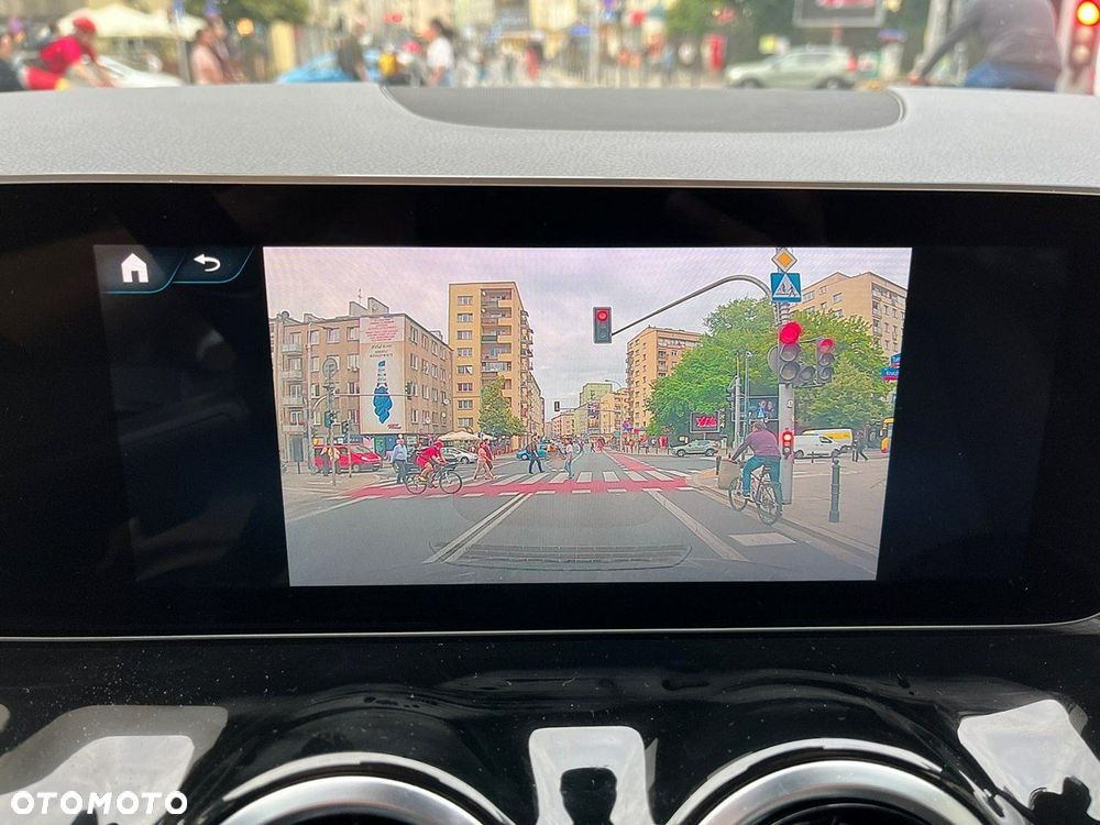 Mercedes-Benz Klasa B 180 d 7G-DCT Edition 2020 - 22