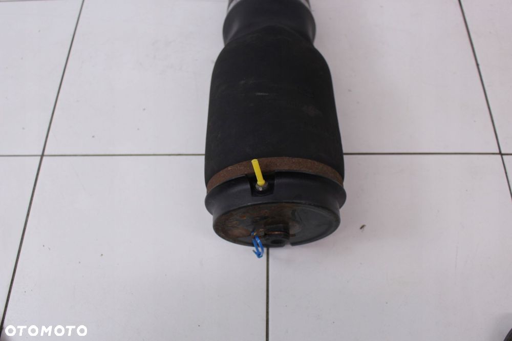 RANGE ROVER III L322 PODUSZKA MIECH TYŁ RKB000151 - 3