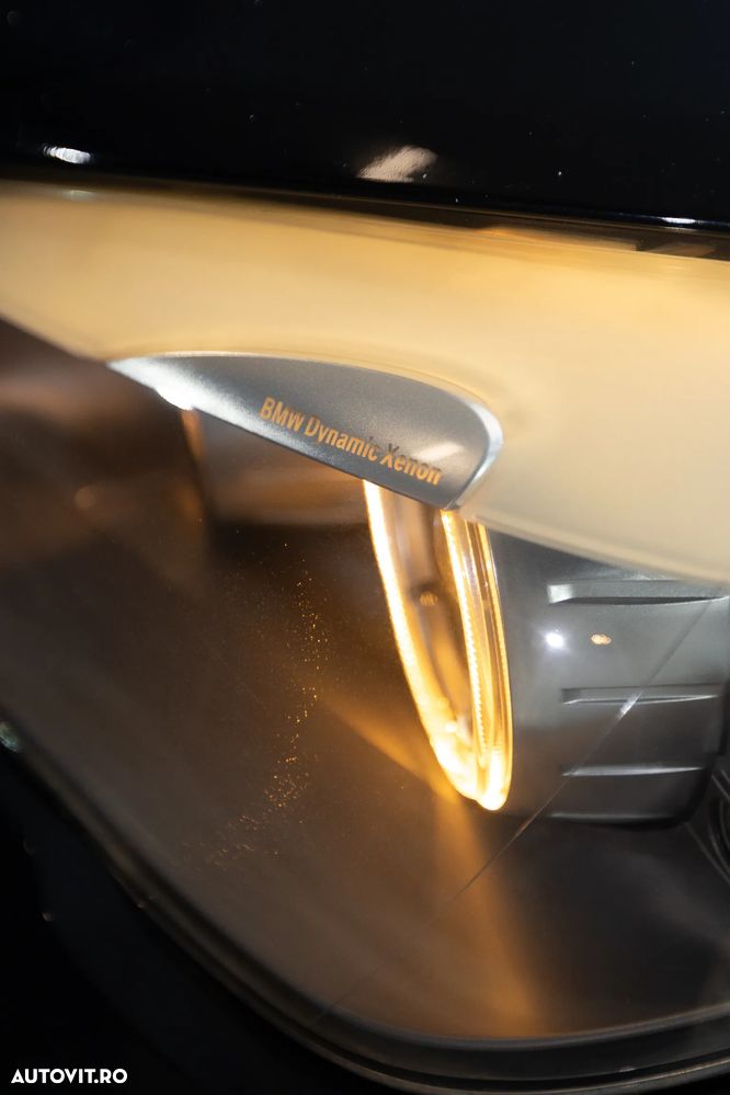 BMW Seria 7 750i xDrive - 9
