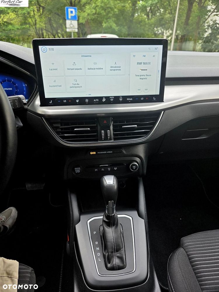 Ford Focus SW 1.0 EcoBoost Hybrid TITANIUM X - 20