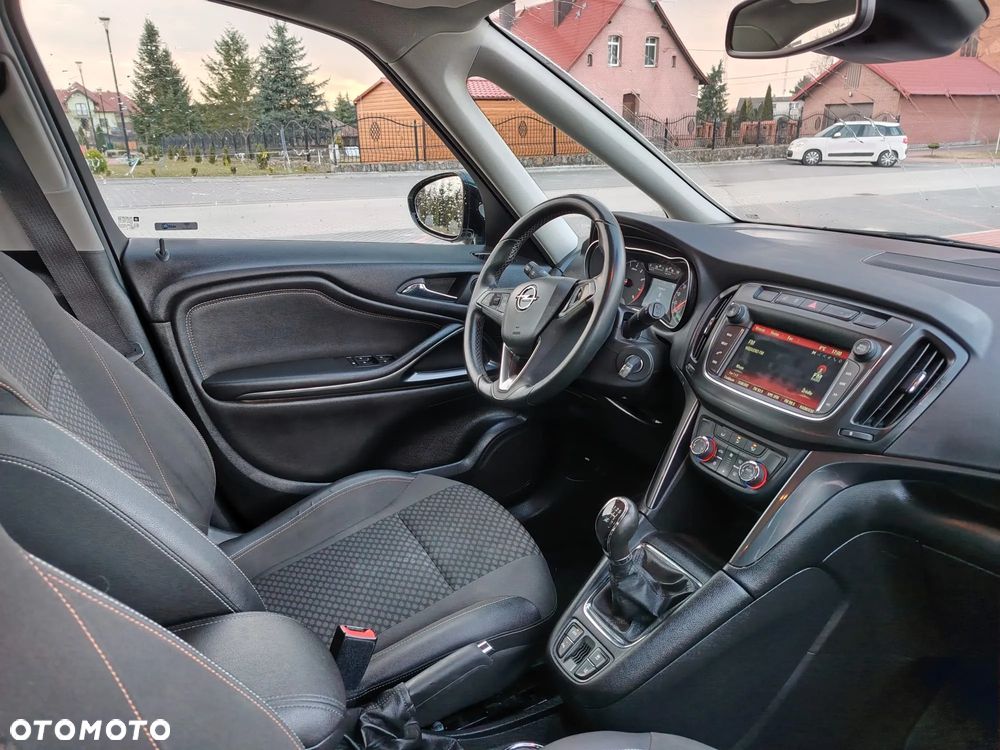 Opel Zafira 1.4 T Cosmo EcoFLEX S&S - 8