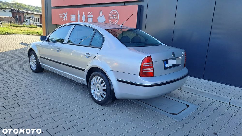 Skoda Superb 1.9 TDI Elegance - 1