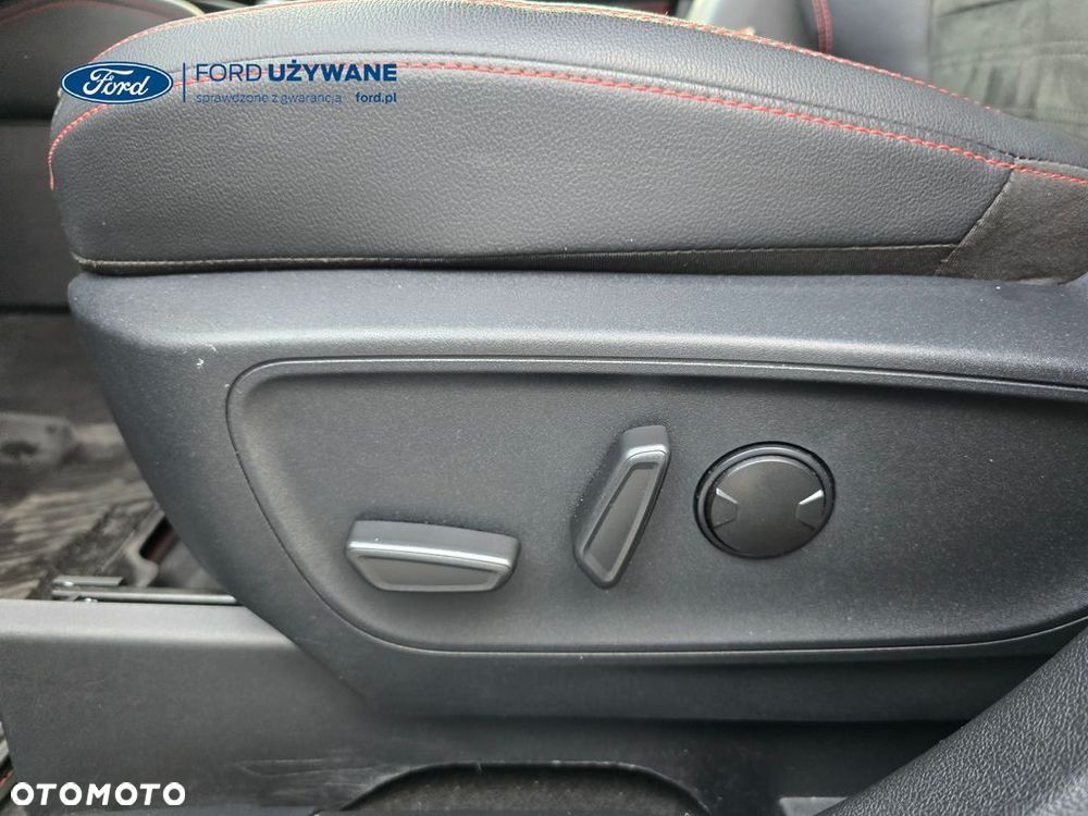 Ford Kuga - 11