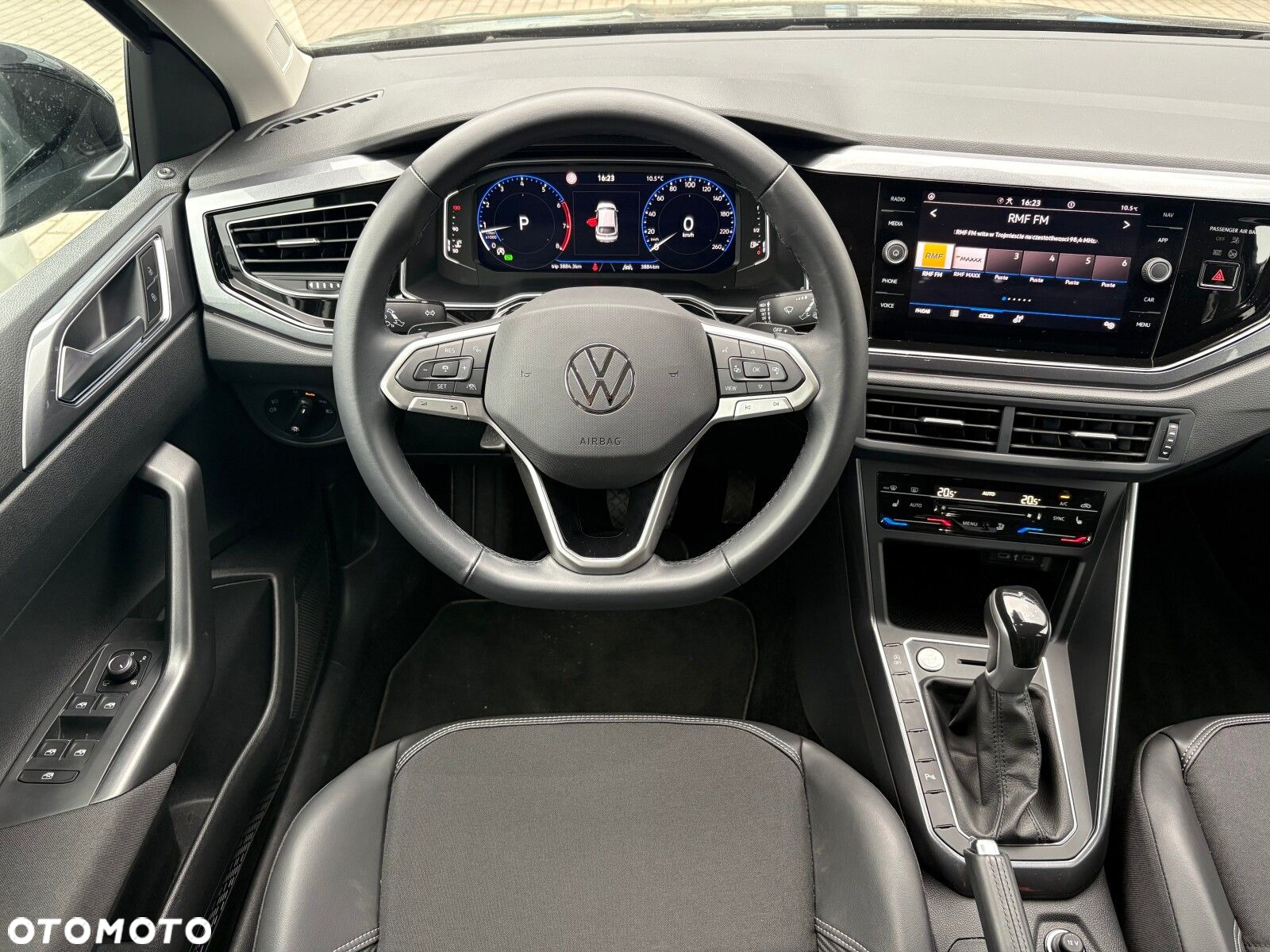 Volkswagen Taigo 1.5 TSI ACT Style DSG - 11