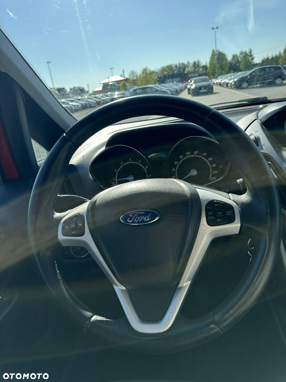 Ford B-MAX - 13