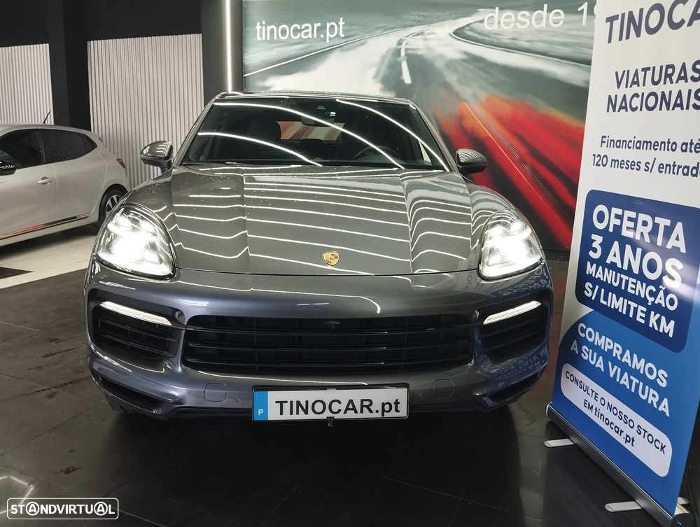 Porsche Cayenne Coupé E-Hybrid - 7